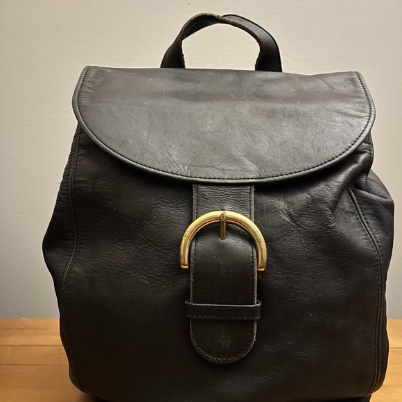 Coach Handbags - ‘90s COACH No. 4134 Black Leather Bantam Backpack